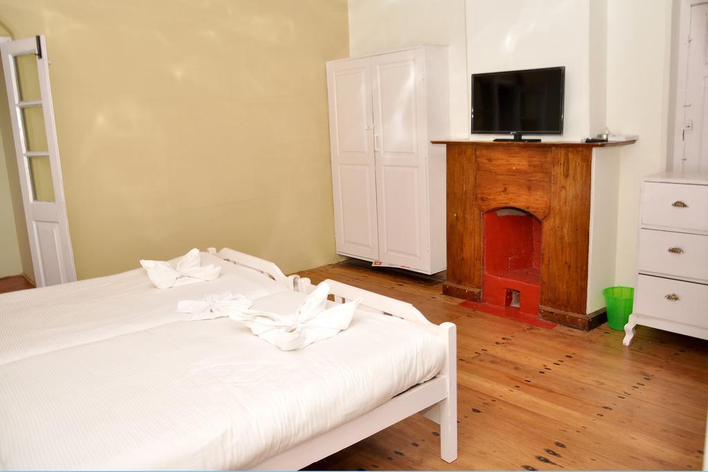 Wyoming Heritage Ooty Room photo